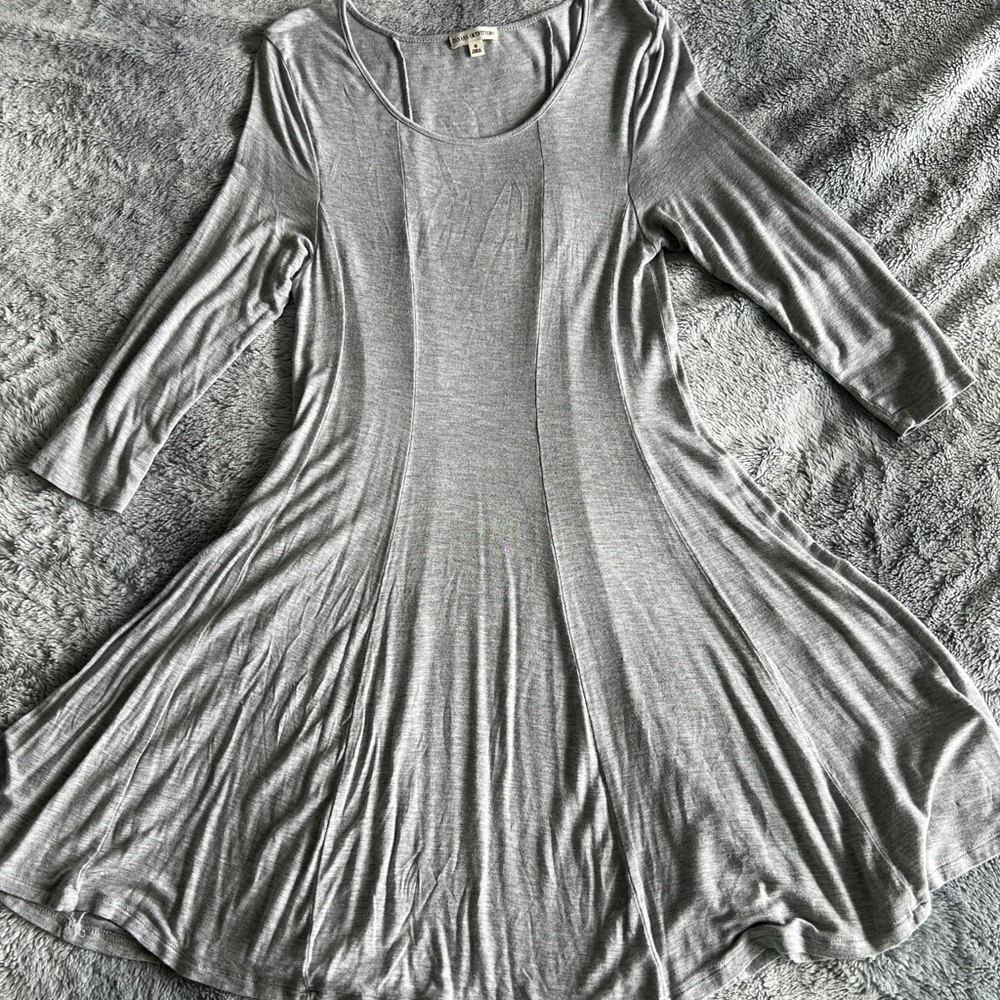Zenana Outfitters Heather Gray Top